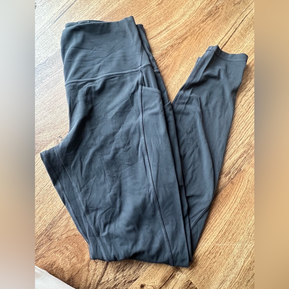 NWOT LULULEMON ALIGN WITH POCKET